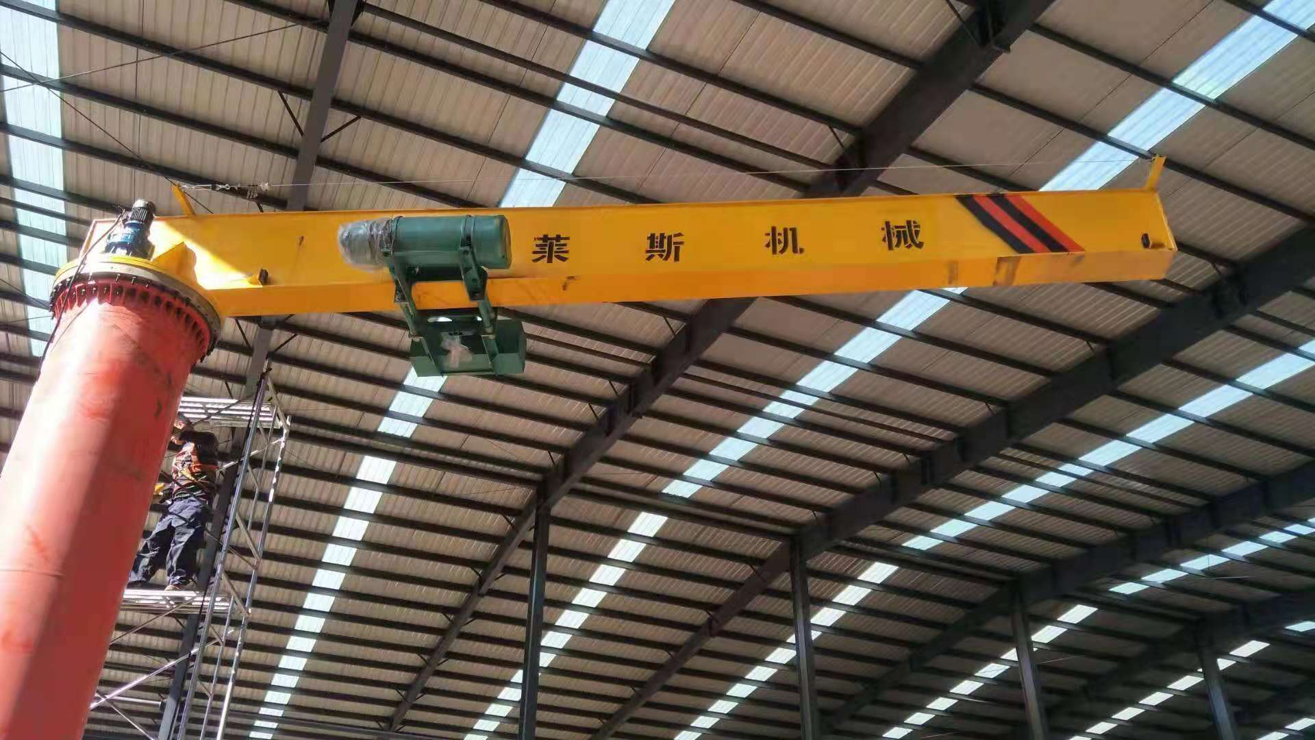 移动华体会官方网站起重机